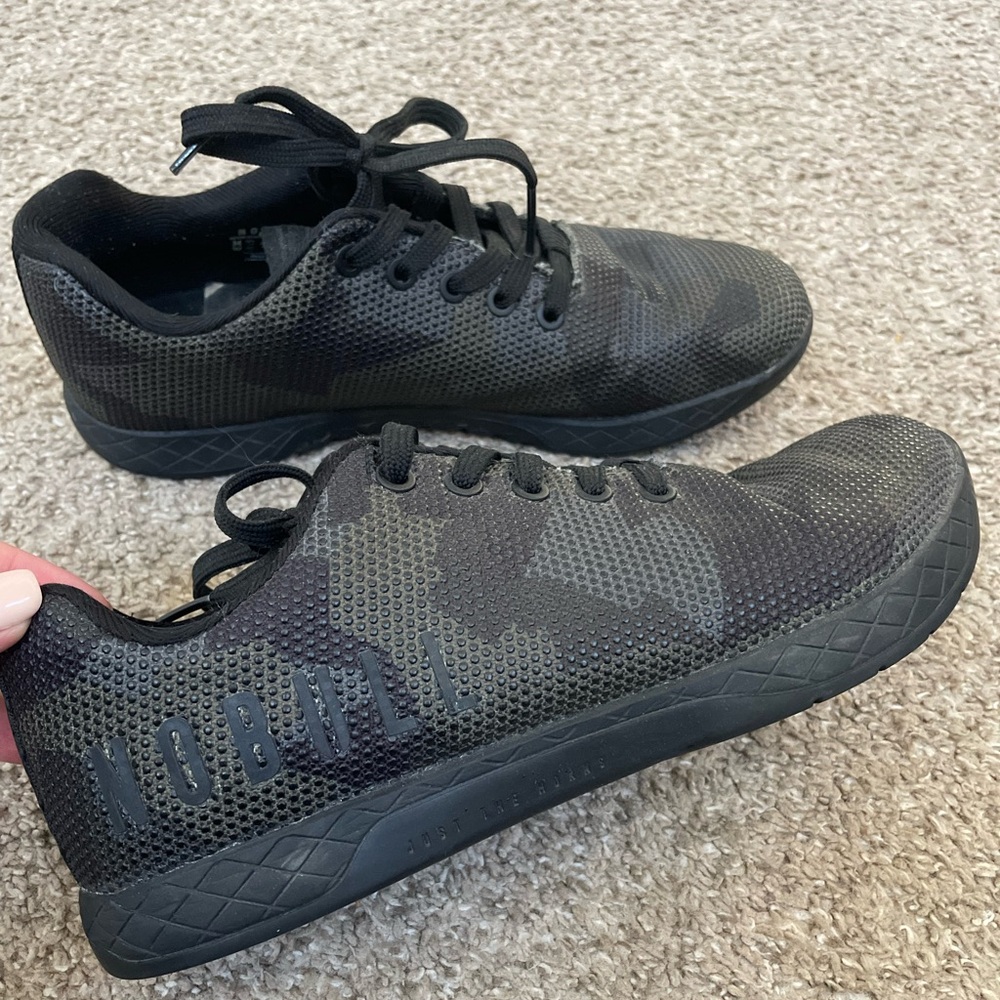 No Bill trainers size 9